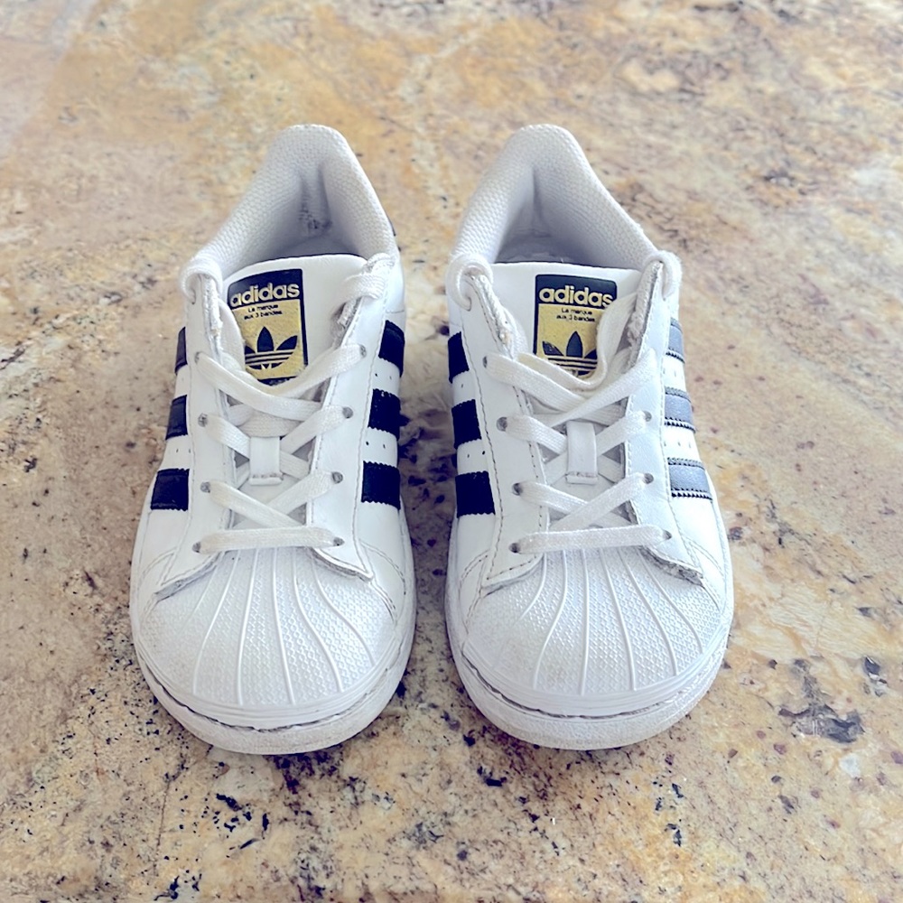 Kids Adidas shell top sneakers